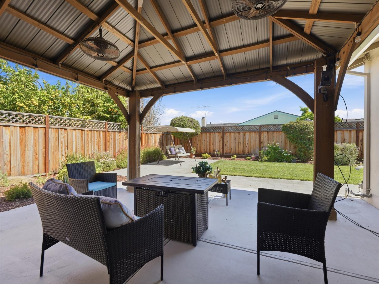 Detail Gallery Image 30 of 34 For 5711 Hillbright Cir, San Jose,  CA 95123 - 4 Beds | 2 Baths