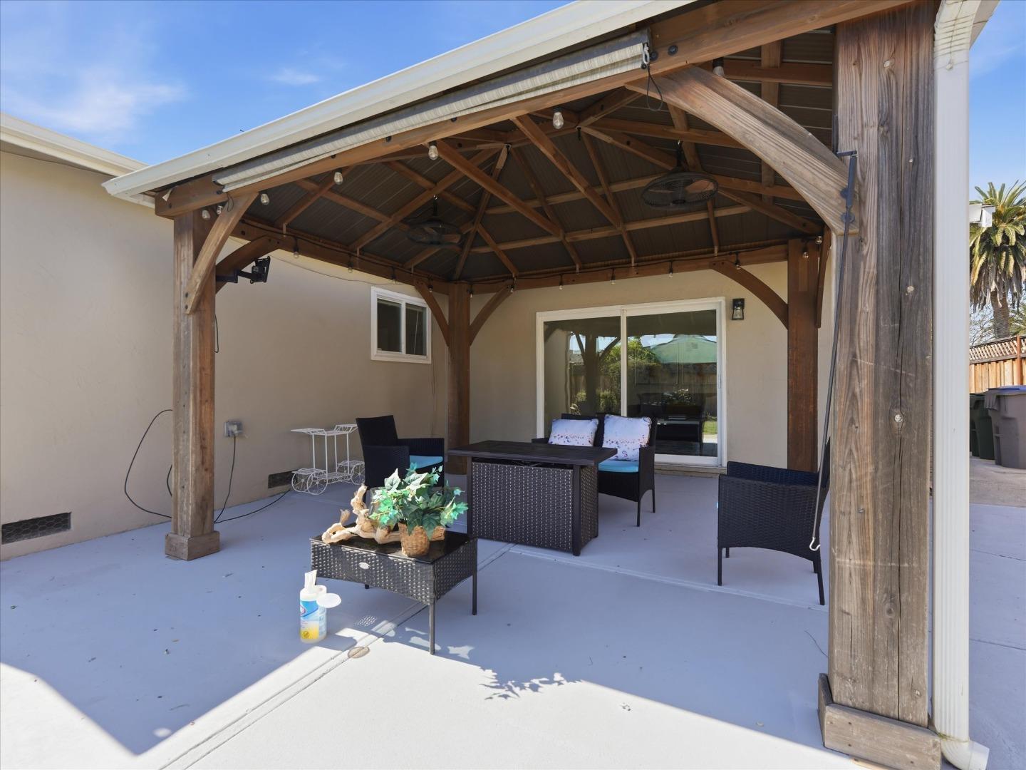 Detail Gallery Image 31 of 34 For 5711 Hillbright Cir, San Jose,  CA 95123 - 4 Beds | 2 Baths