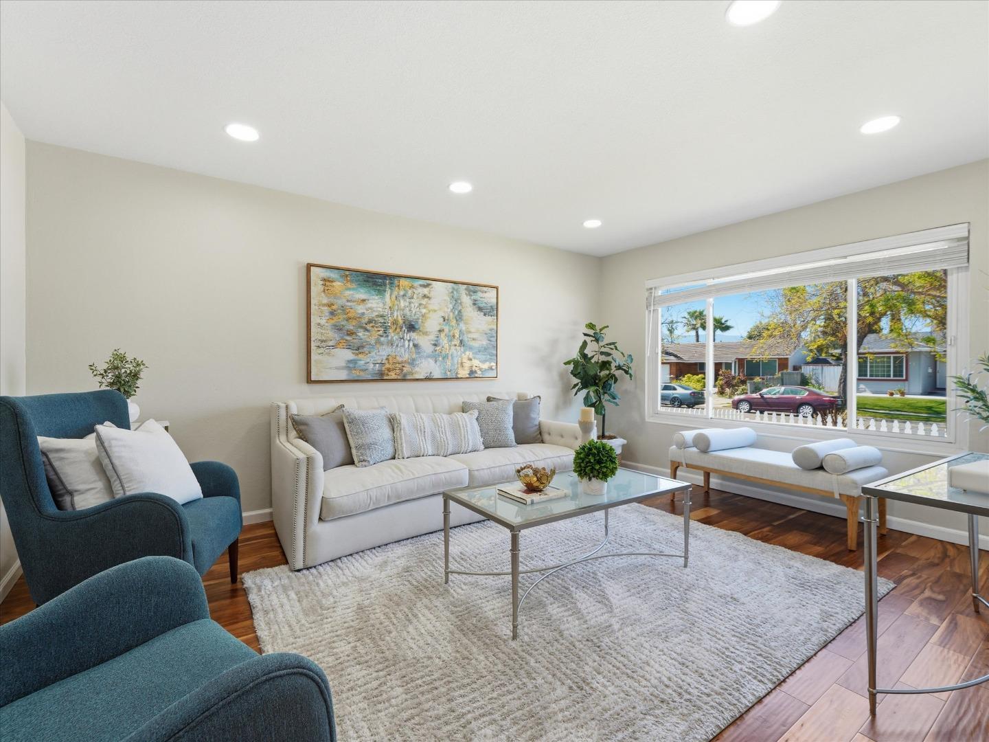 Detail Gallery Image 5 of 34 For 5711 Hillbright Cir, San Jose,  CA 95123 - 4 Beds | 2 Baths