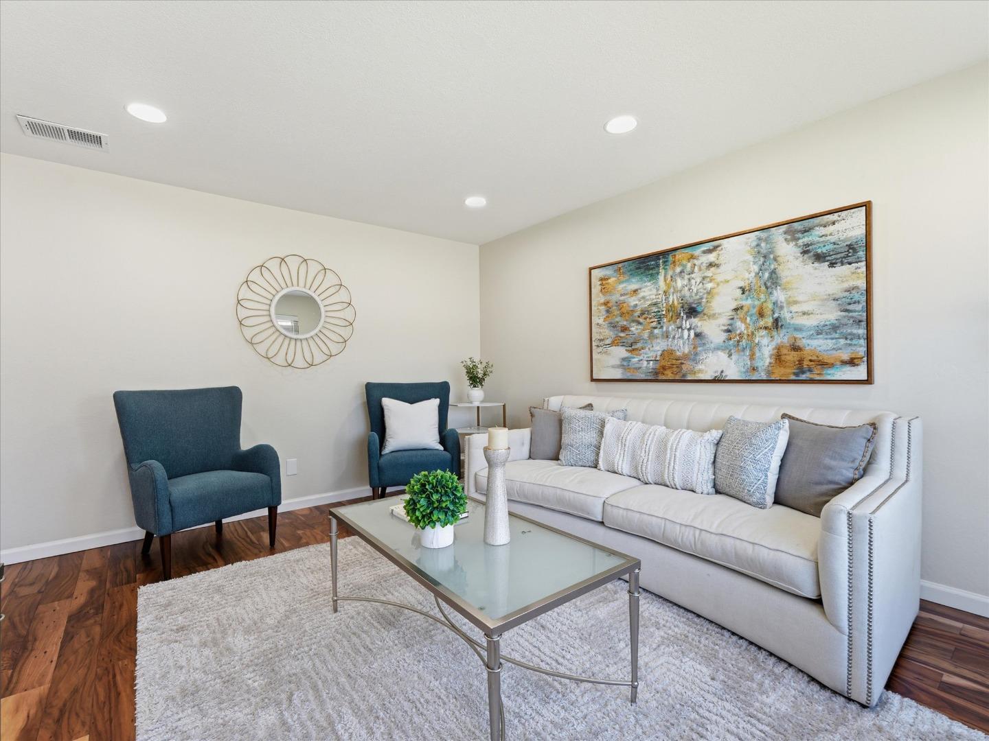 Detail Gallery Image 6 of 34 For 5711 Hillbright Cir, San Jose,  CA 95123 - 4 Beds | 2 Baths