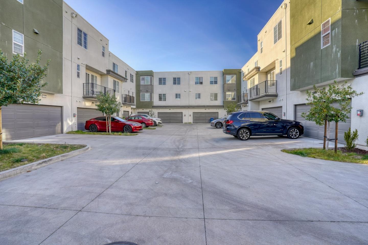 Detail Gallery Image 36 of 50 For 29243 Hub Ct, Hayward,  CA 94544 - 2 Beds | 2 Baths