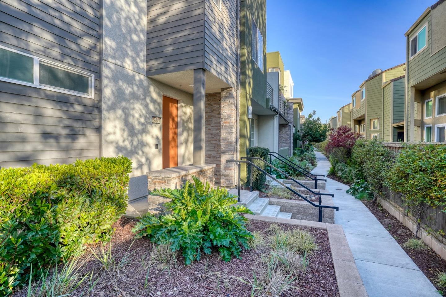 Detail Gallery Image 44 of 50 For 29243 Hub Ct, Hayward,  CA 94544 - 2 Beds | 2 Baths