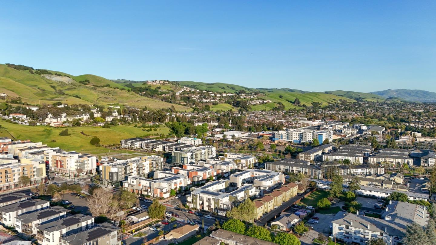 Detail Gallery Image 46 of 50 For 29243 Hub Ct, Hayward,  CA 94544 - 2 Beds | 2 Baths