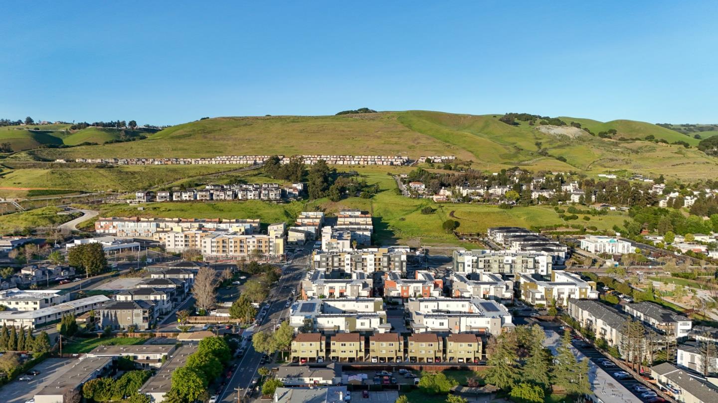 Detail Gallery Image 47 of 50 For 29243 Hub Ct, Hayward,  CA 94544 - 2 Beds | 2 Baths