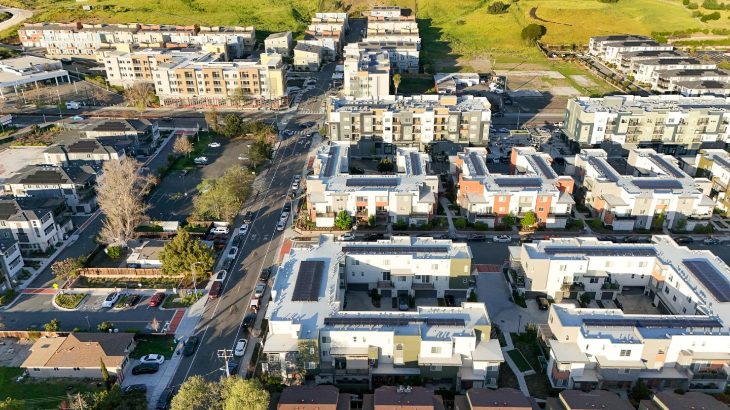 Detail Gallery Image 48 of 50 For 29243 Hub Ct, Hayward,  CA 94544 - 2 Beds | 2 Baths