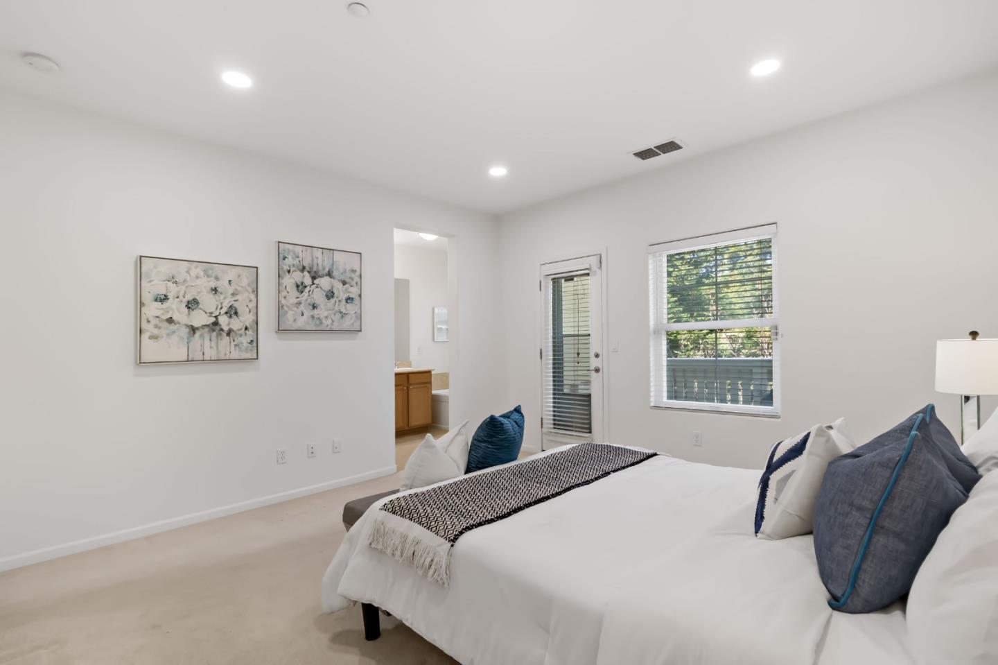 Detail Gallery Image 24 of 56 For 2695 Northern Cross Rd, Hayward,  CA 94545 - 3 Beds | 2/1 Baths