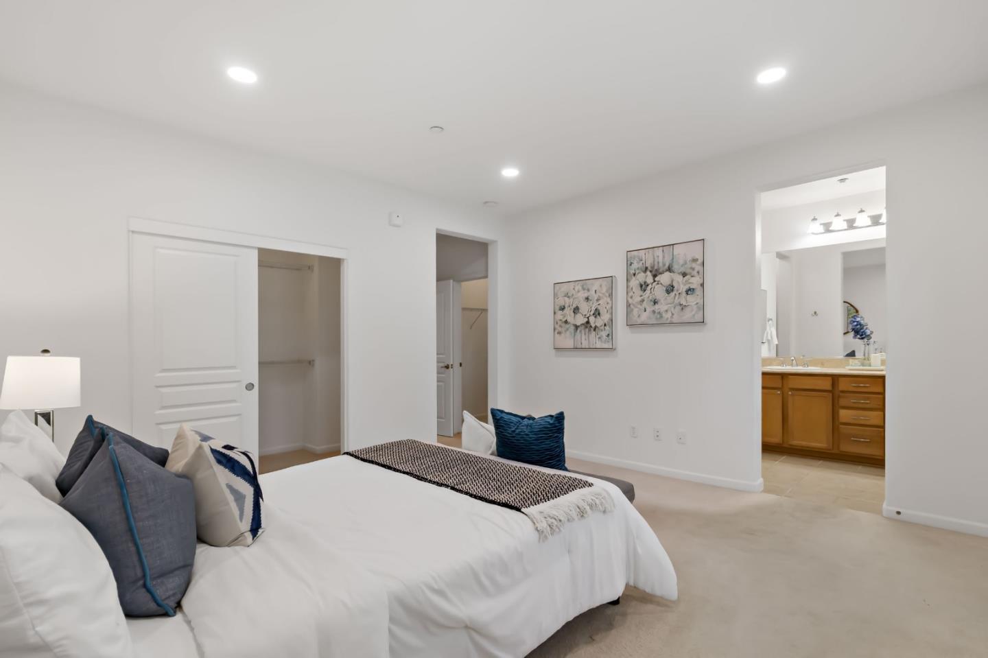 Detail Gallery Image 25 of 56 For 2695 Northern Cross Rd, Hayward,  CA 94545 - 3 Beds | 2/1 Baths