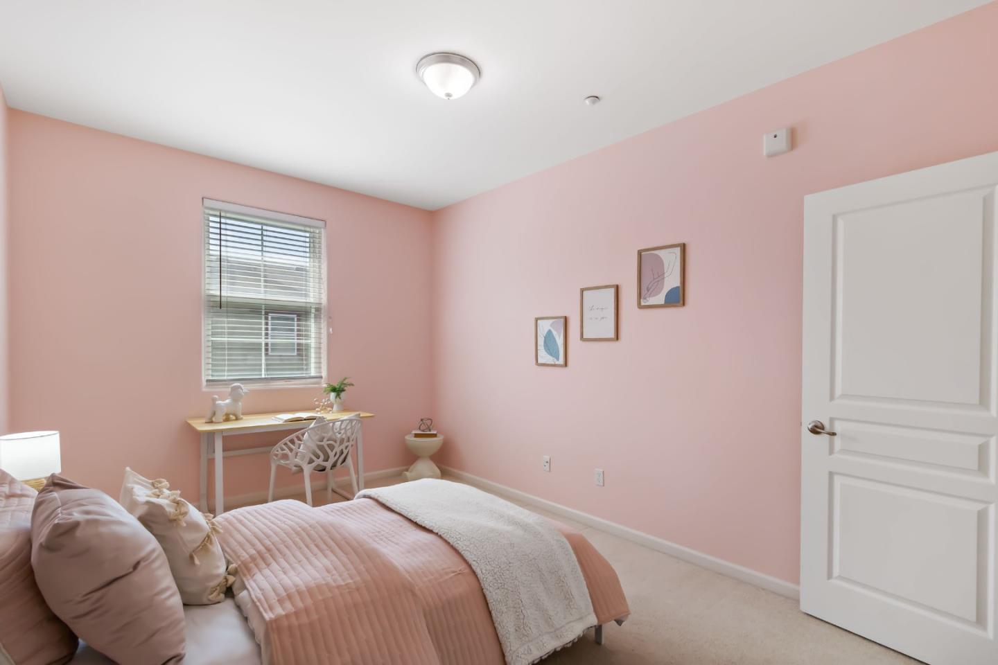 Detail Gallery Image 39 of 56 For 2695 Northern Cross Rd, Hayward,  CA 94545 - 3 Beds | 2/1 Baths