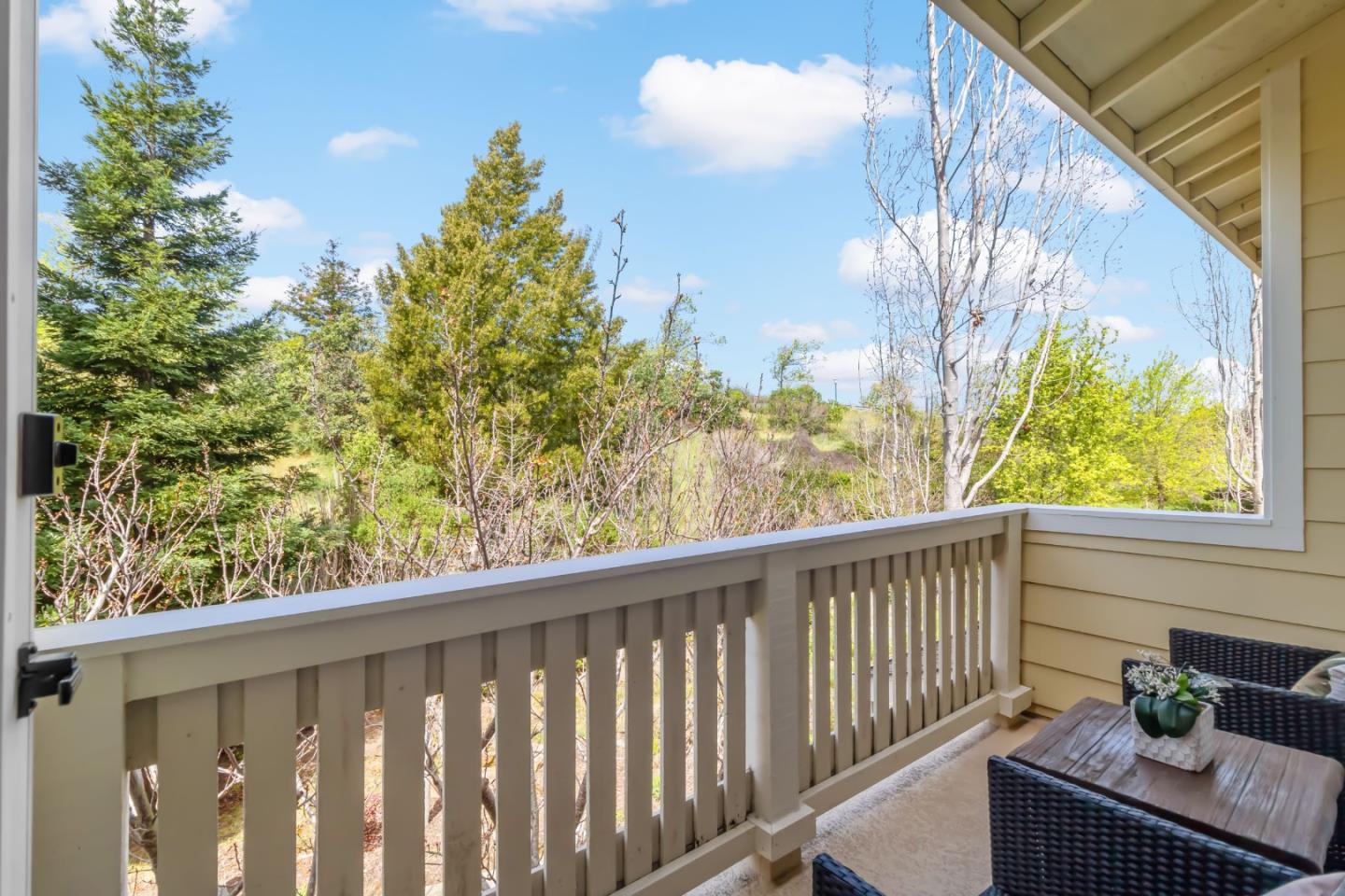 Detail Gallery Image 42 of 56 For 2695 Northern Cross Rd, Hayward,  CA 94545 - 3 Beds | 2/1 Baths