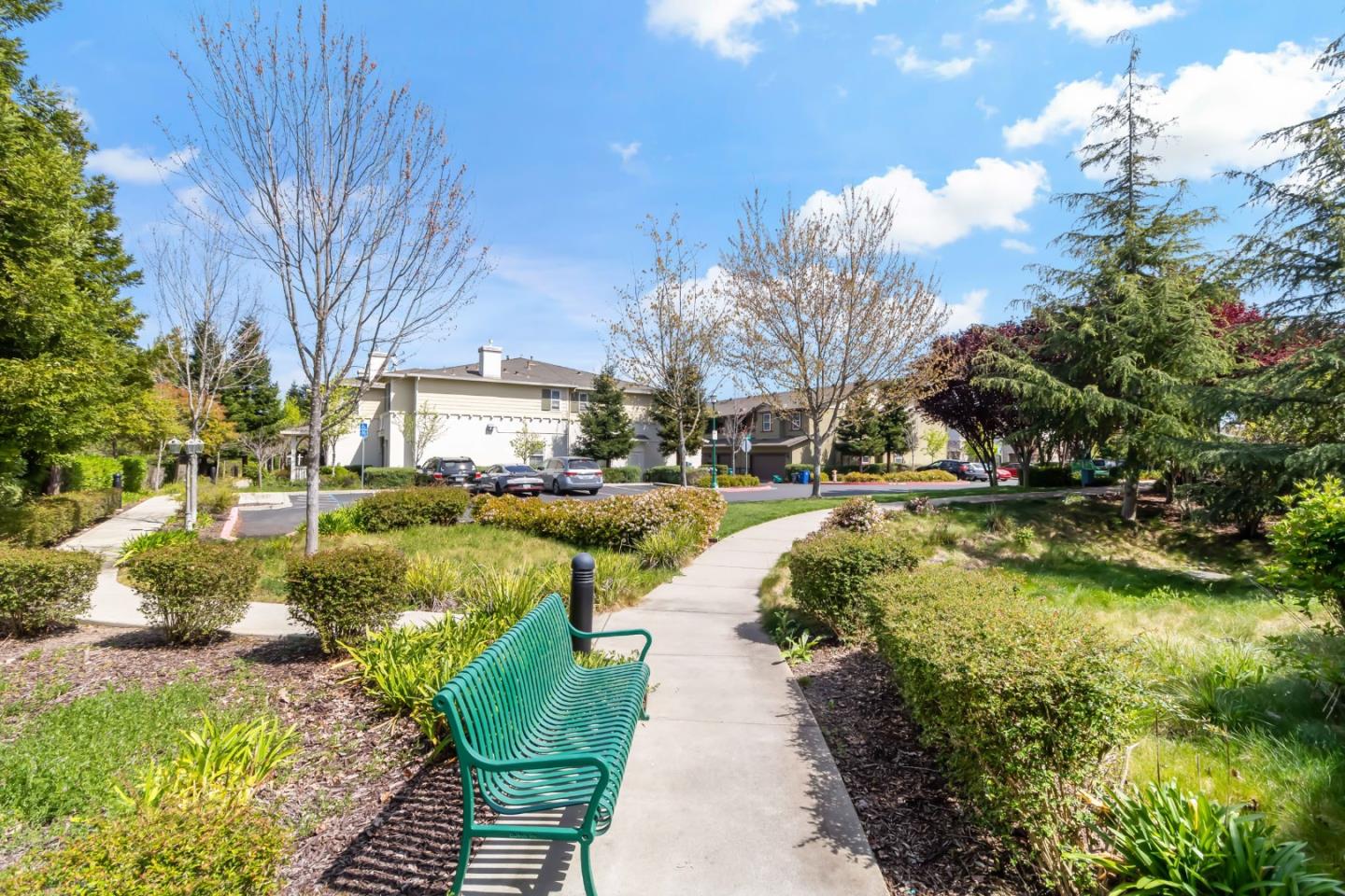 Detail Gallery Image 50 of 56 For 2695 Northern Cross Rd, Hayward,  CA 94545 - 3 Beds | 2/1 Baths