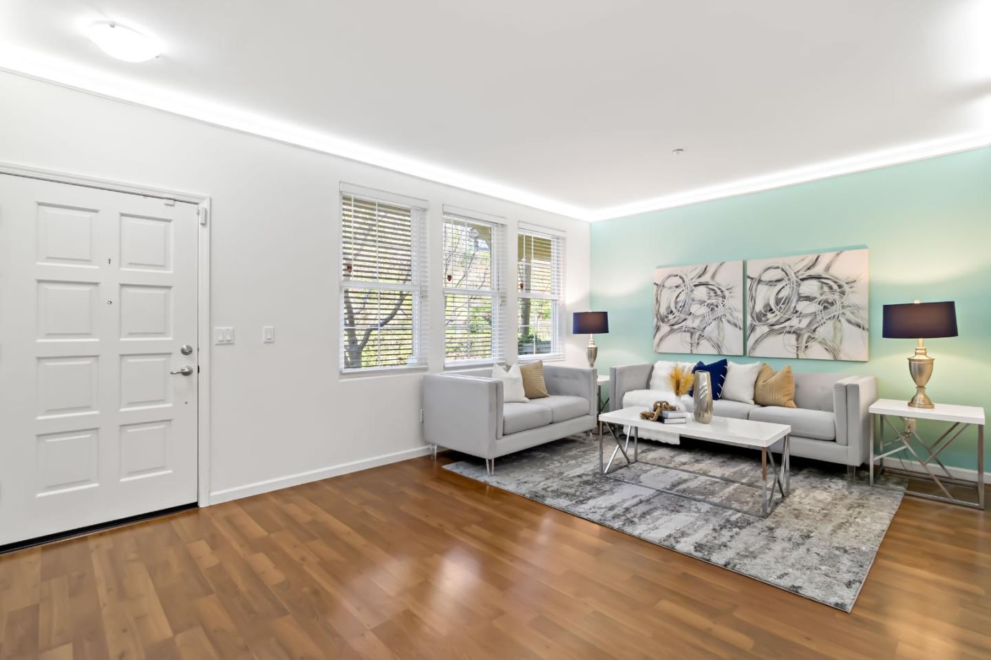 Detail Gallery Image 6 of 56 For 2695 Northern Cross Rd, Hayward,  CA 94545 - 3 Beds | 2/1 Baths