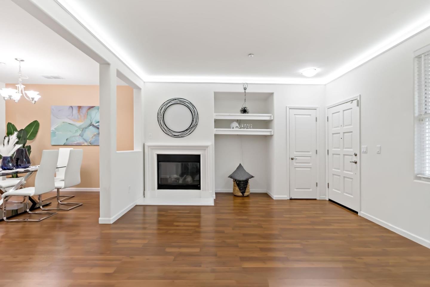 Detail Gallery Image 7 of 56 For 2695 Northern Cross Rd, Hayward,  CA 94545 - 3 Beds | 2/1 Baths