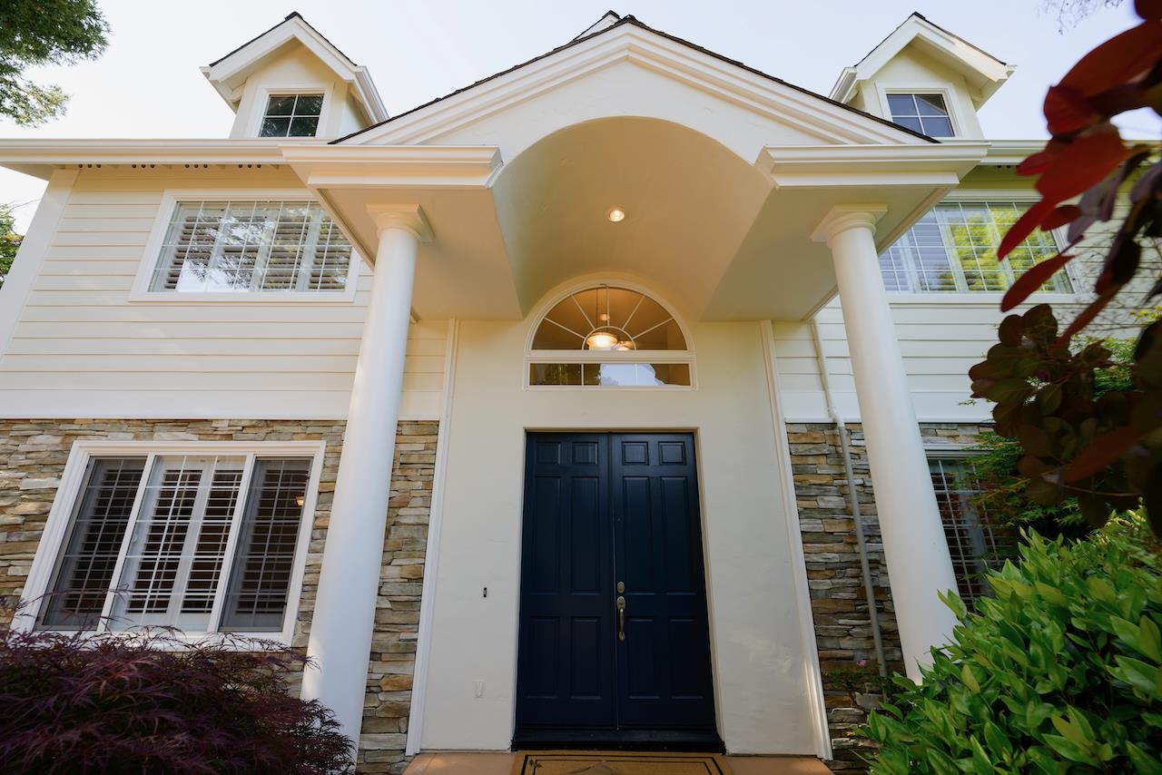 Detail Gallery Image 10 of 119 For 26 Torrey Oaks Ct, Scotts Valley,  CA 95066 - 4 Beds | 2/1 Baths