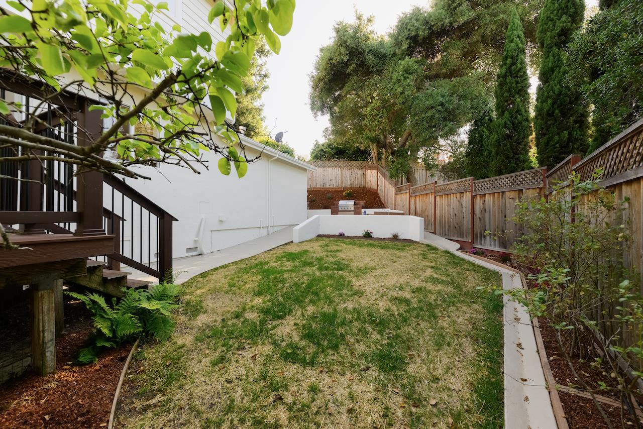 Detail Gallery Image 100 of 119 For 26 Torrey Oaks Ct, Scotts Valley,  CA 95066 - 4 Beds | 2/1 Baths