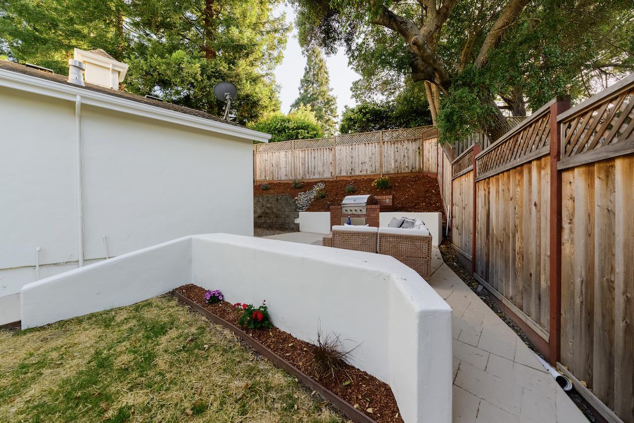 Detail Gallery Image 103 of 119 For 26 Torrey Oaks Ct, Scotts Valley,  CA 95066 - 4 Beds | 2/1 Baths