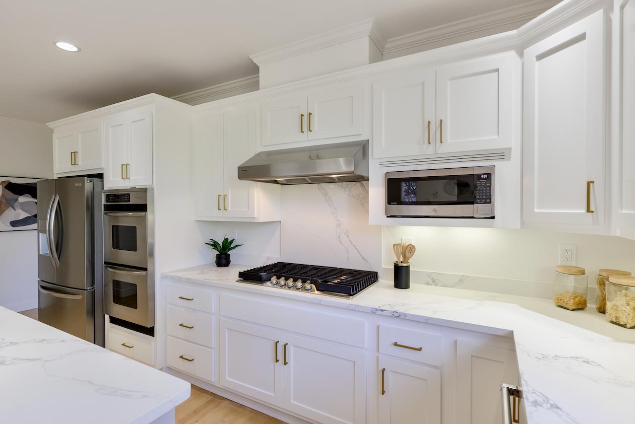 Detail Gallery Image 19 of 119 For 26 Torrey Oaks Ct, Scotts Valley,  CA 95066 - 4 Beds | 2/1 Baths