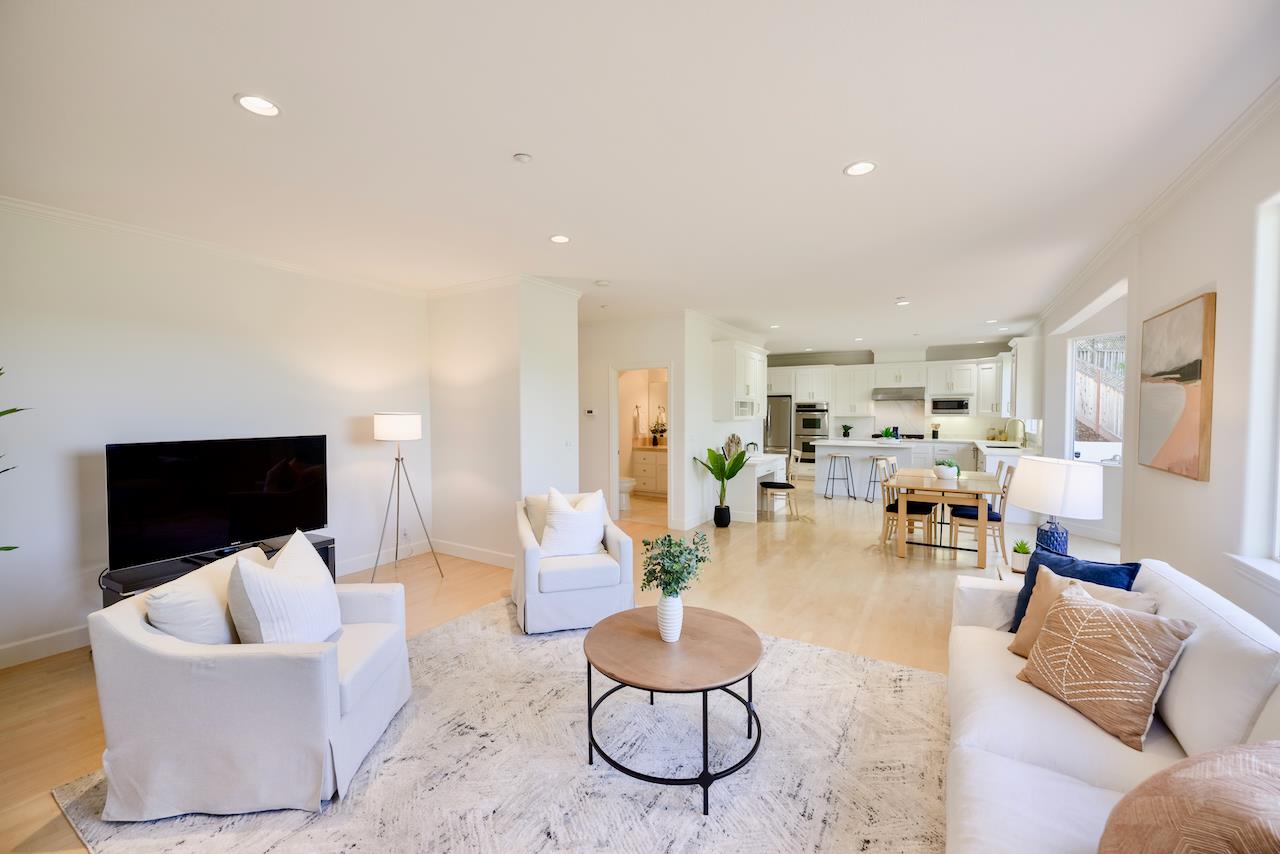 Detail Gallery Image 42 of 119 For 26 Torrey Oaks Ct, Scotts Valley,  CA 95066 - 4 Beds | 2/1 Baths