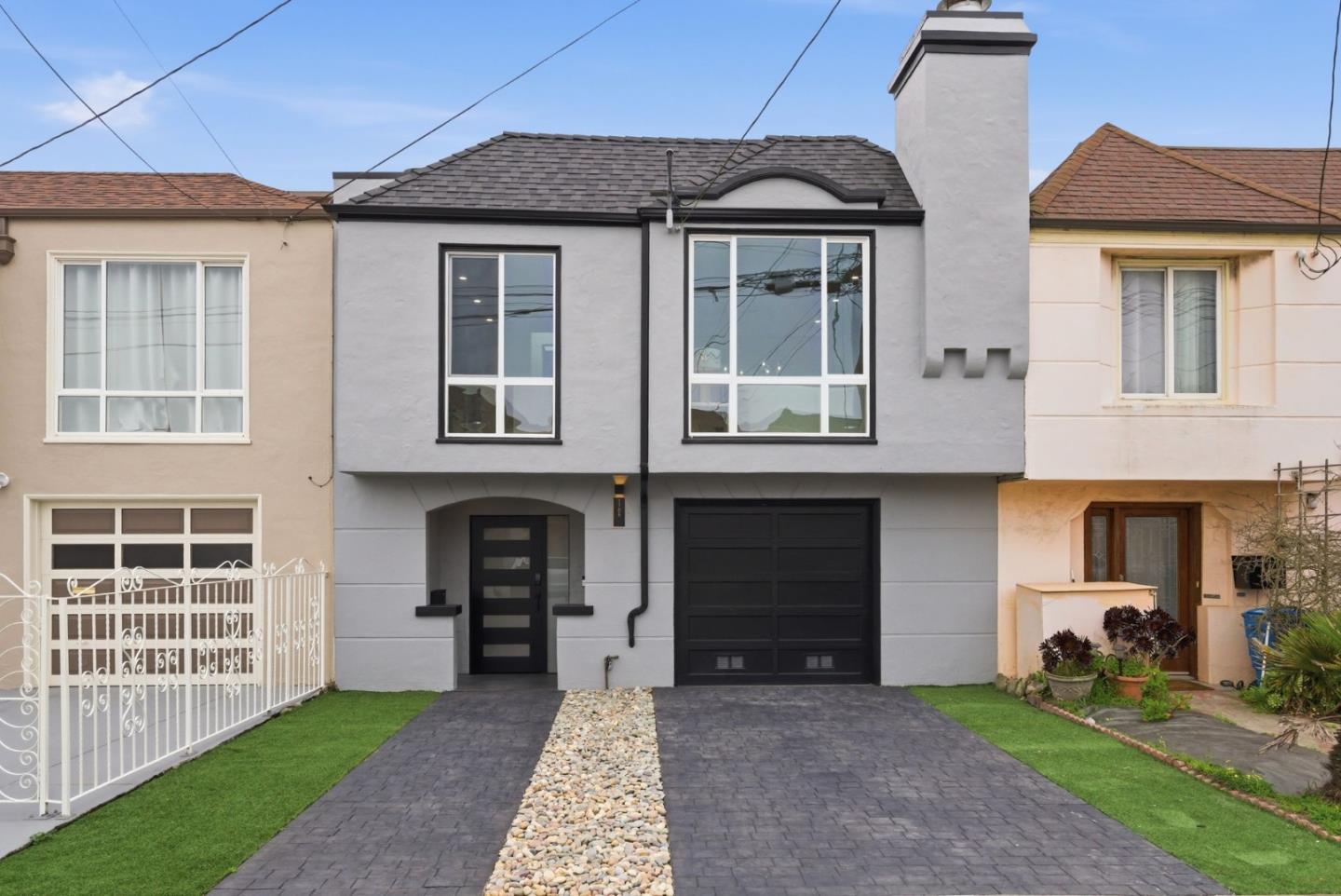 Front Image Thumbnail for ML82039274