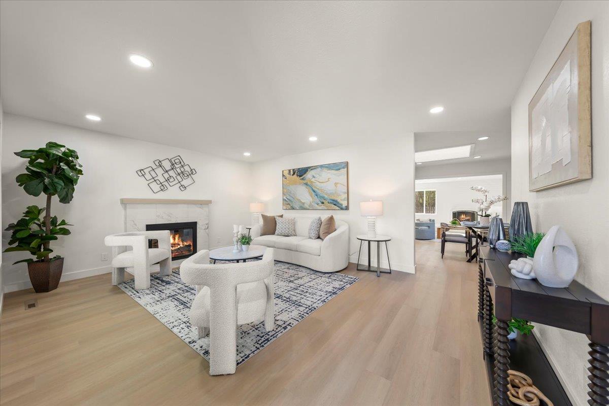 Detail Gallery Image 4 of 19 For 36747 Theta Ct, Fremont,  CA 94536 - 4 Beds | 2/1 Baths