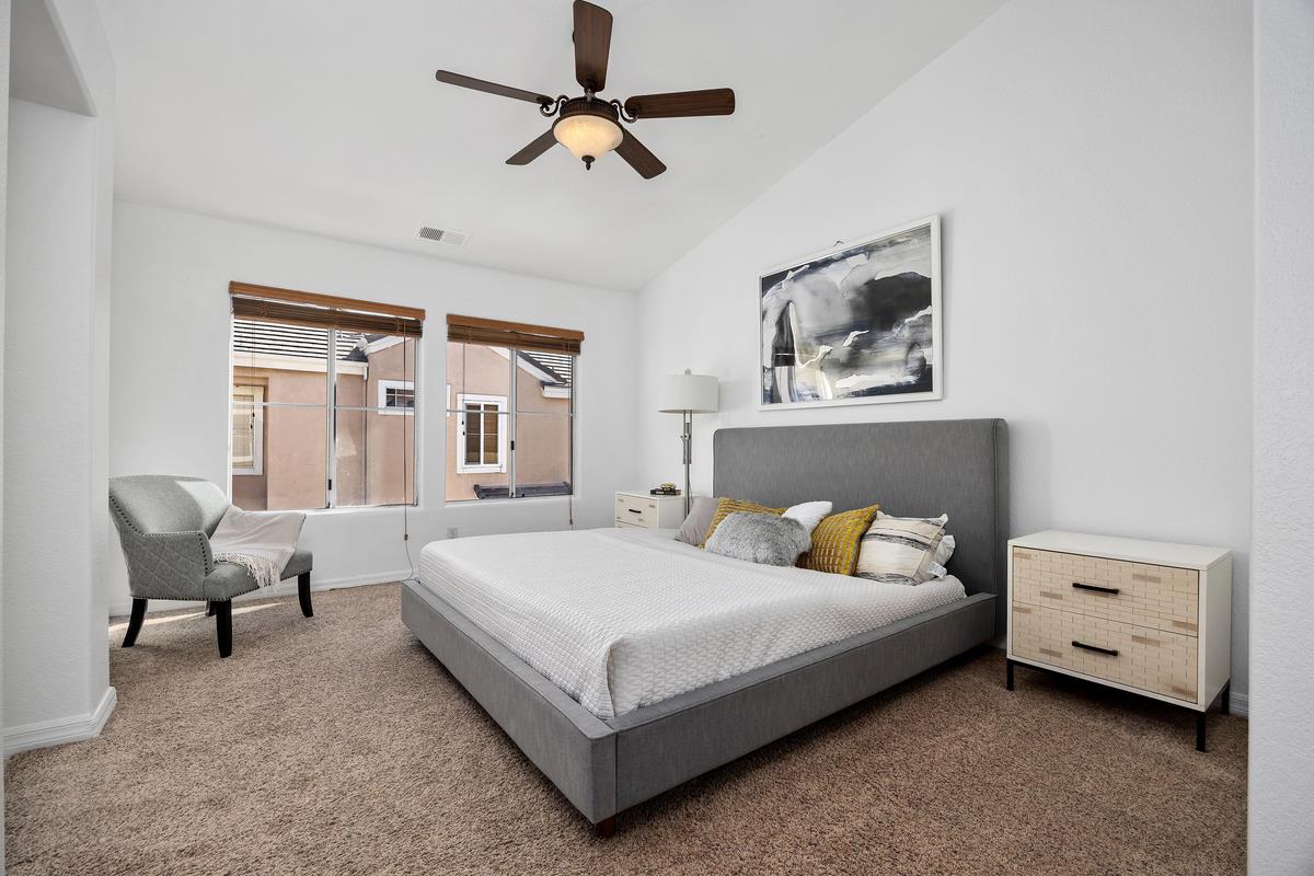 Detail Gallery Image 16 of 25 For 12922 Carmel Creek Rd #34,  San Diego,  CA 92130 - 2 Beds | 2/1 Baths