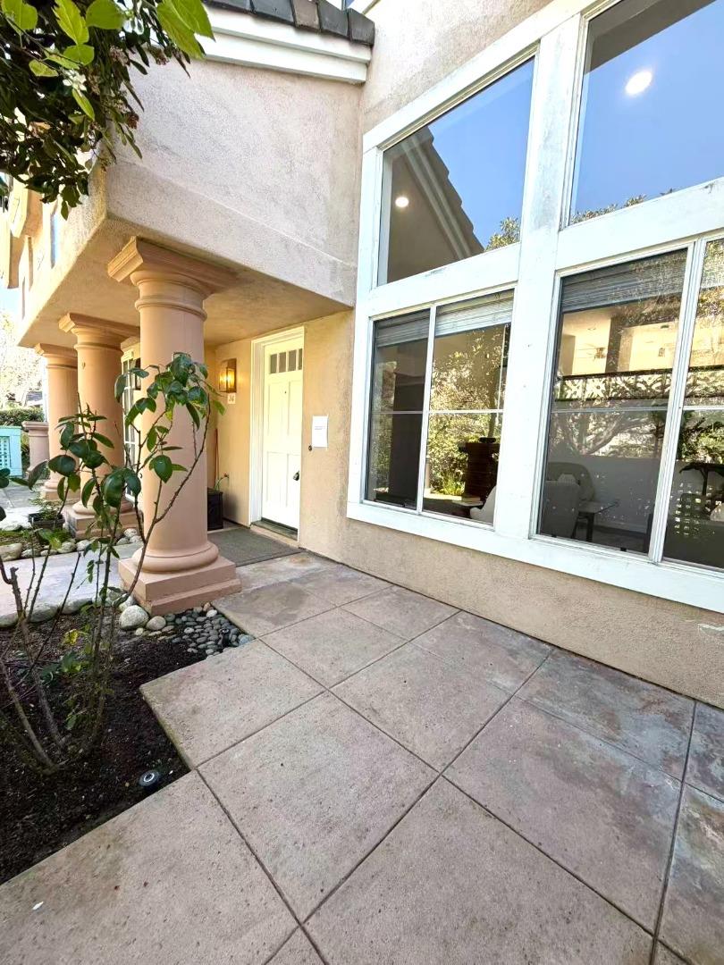 Detail Gallery Image 3 of 25 For 12922 Carmel Creek Rd #34,  San Diego,  CA 92130 - 2 Beds | 2/1 Baths