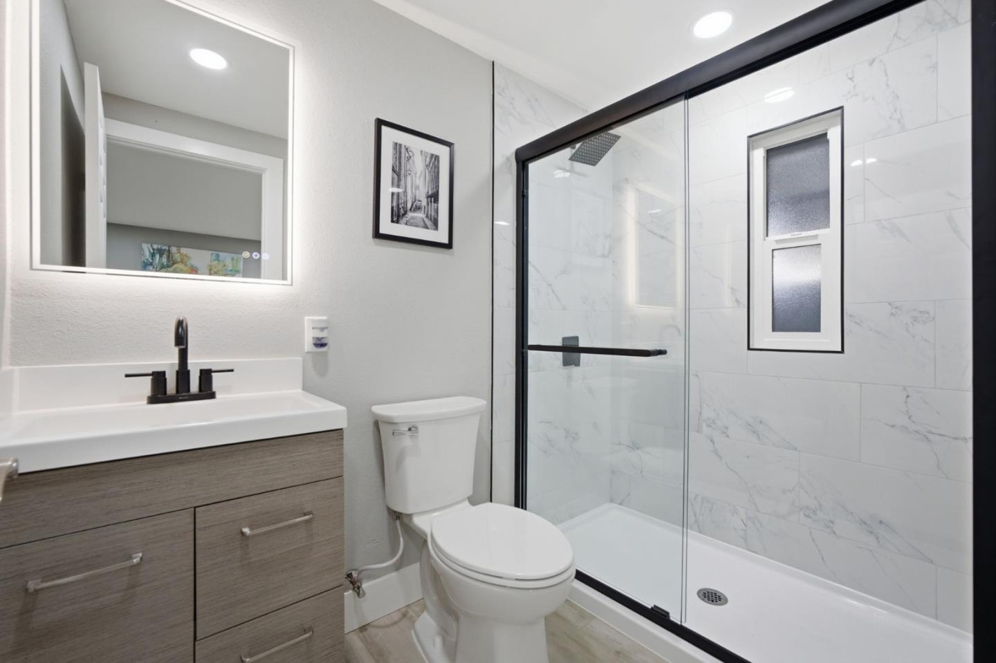 Detail Gallery Image 17 of 21 For 174 Redwood Ave #174,  Hollister,  CA 95023 - 4 Beds | 2 Baths