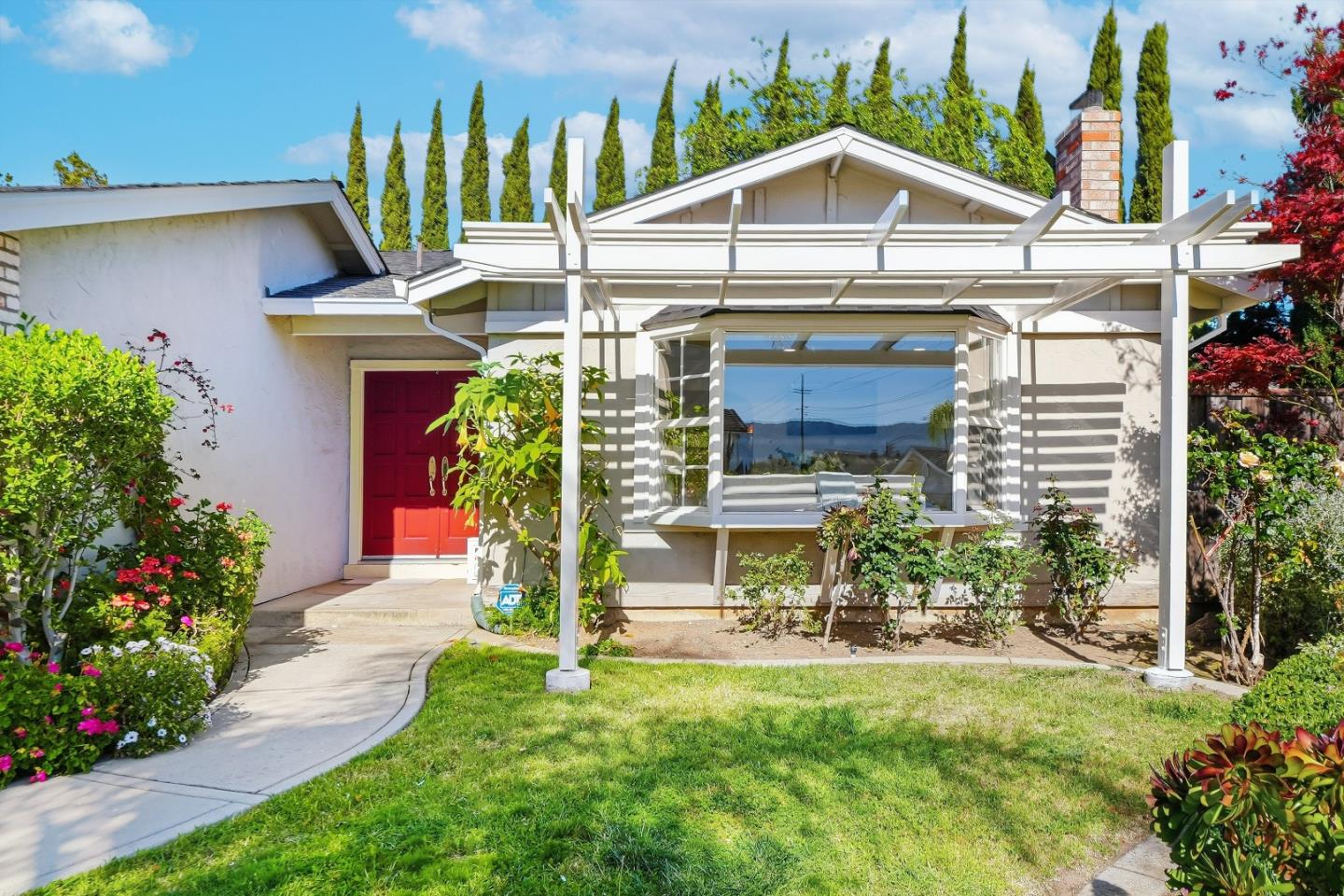 Detail Gallery Image 3 of 48 For 5380 Hammerton Ct, San Jose,  CA 95118 - 3 Beds | 2 Baths