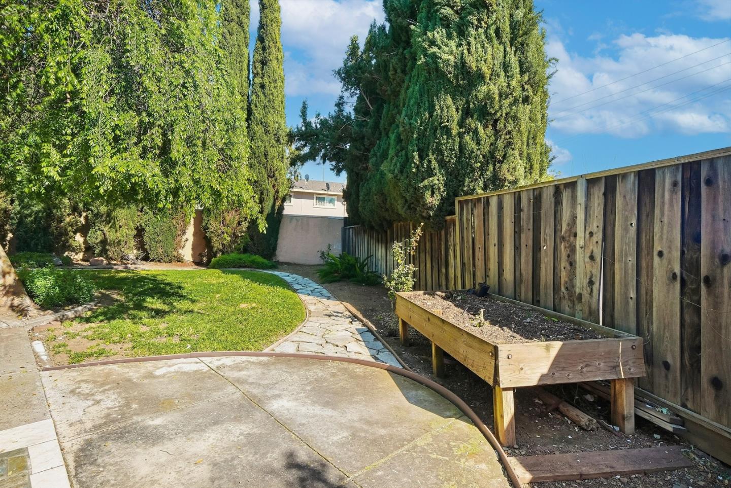 Detail Gallery Image 41 of 48 For 5380 Hammerton Ct, San Jose,  CA 95118 - 3 Beds | 2 Baths