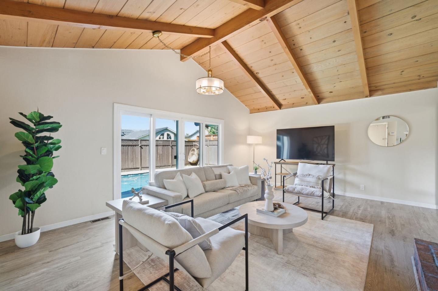 Detail Gallery Image 6 of 52 For 1191 Carrie Lee Way, San Jose,  CA 95118 - 3 Beds | 2 Baths