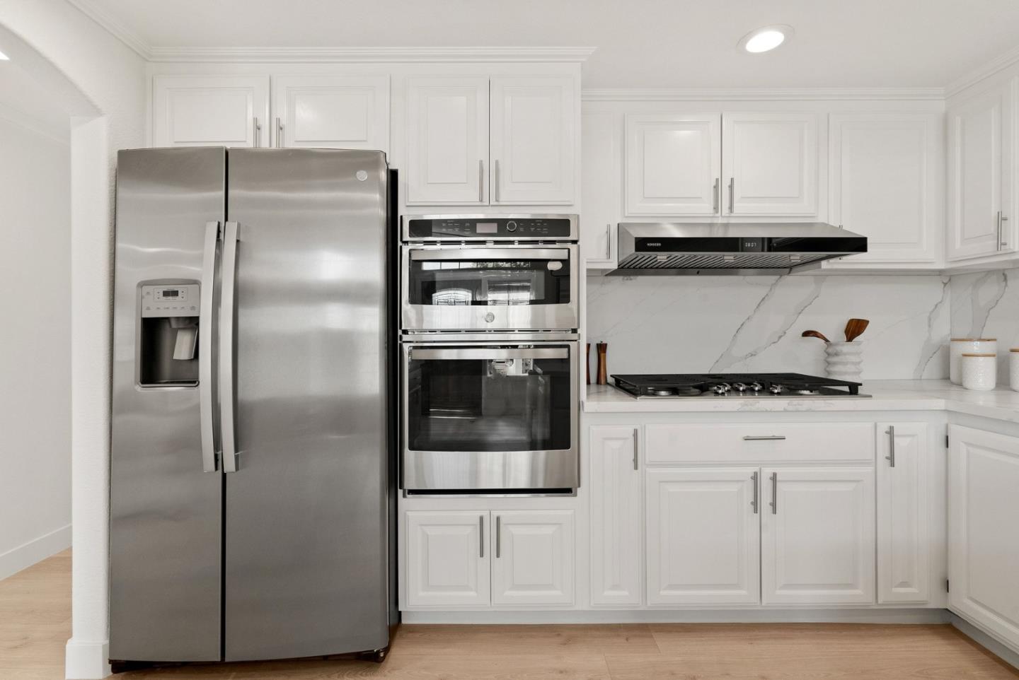 Detail Gallery Image 22 of 65 For 1282 Sandia Ave, Sunnyvale,  CA 94089 - 5 Beds | 3 Baths