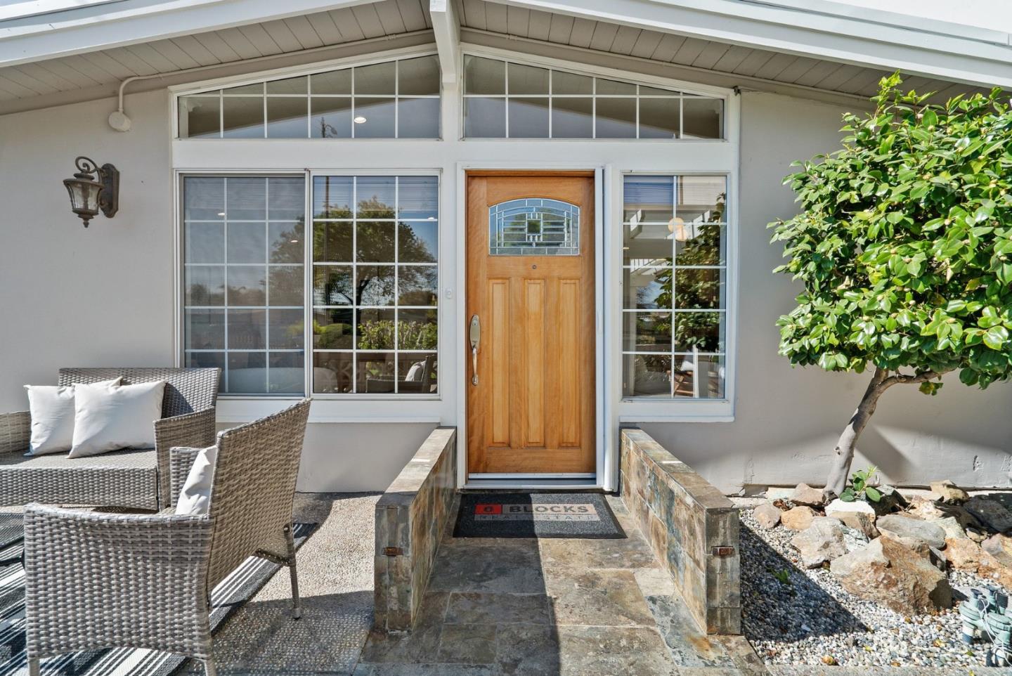 Detail Gallery Image 6 of 65 For 1282 Sandia Ave, Sunnyvale,  CA 94089 - 5 Beds | 3 Baths