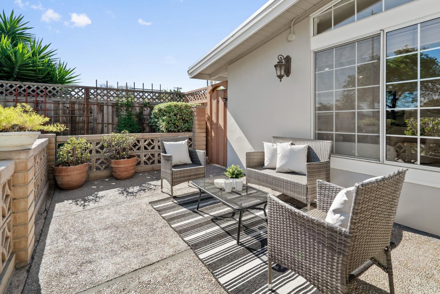 Detail Gallery Image 7 of 65 For 1282 Sandia Ave, Sunnyvale,  CA 94089 - 5 Beds | 3 Baths