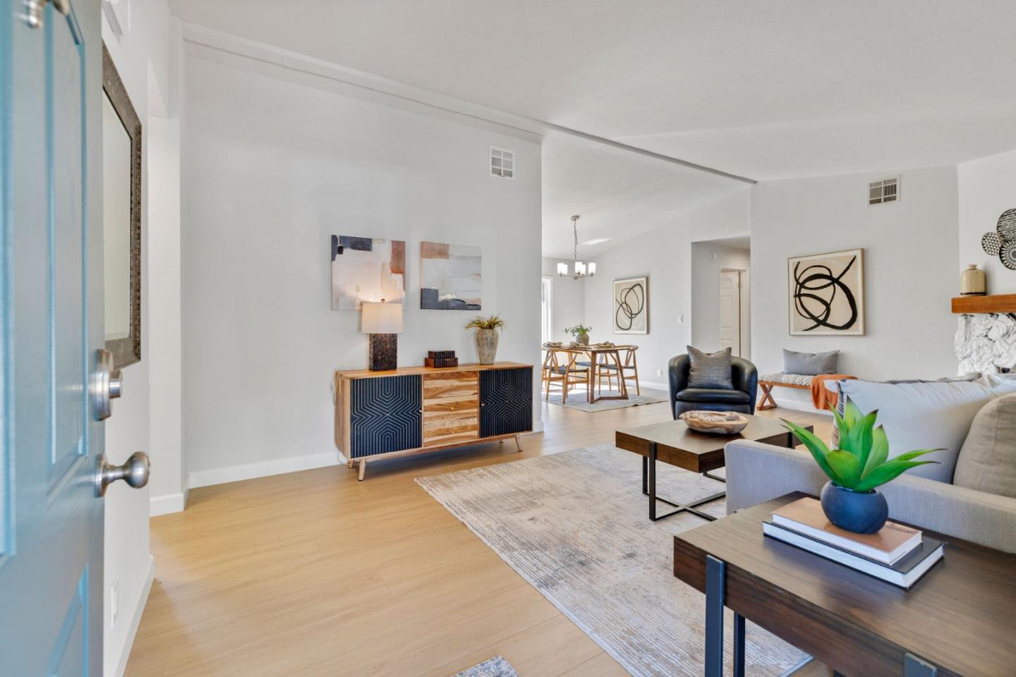 Detail Gallery Image 3 of 45 For 2667 Sand Point Dr, San Jose,  CA 95148 - 3 Beds | 2 Baths