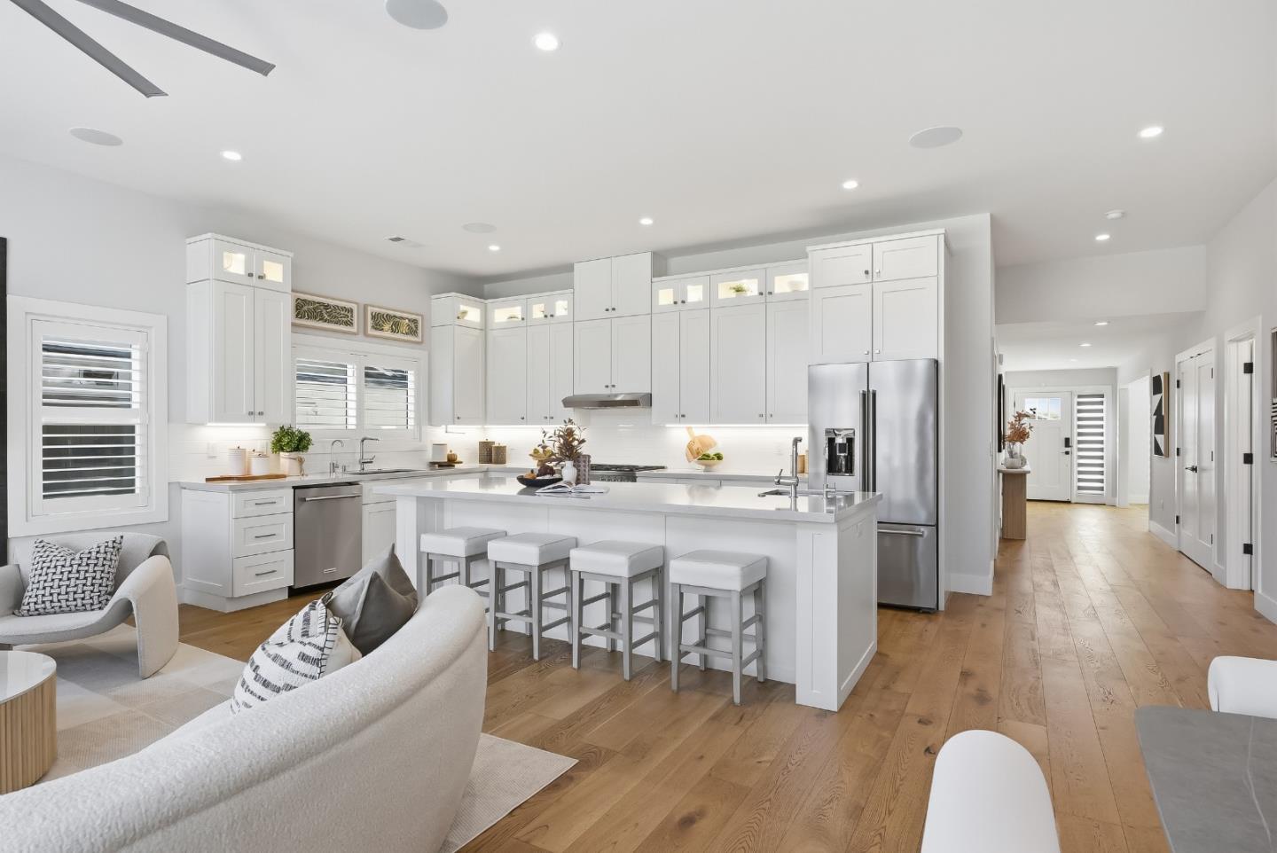 Detail Gallery Image 13 of 55 For 1979 Josephine Ave, San Jose,  CA 95124 - 4 Beds | 2/1 Baths