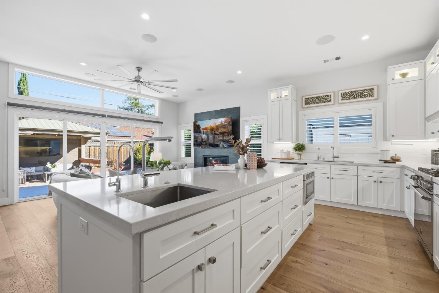 Detail Gallery Image 18 of 55 For 1979 Josephine Ave, San Jose,  CA 95124 - 4 Beds | 2/1 Baths