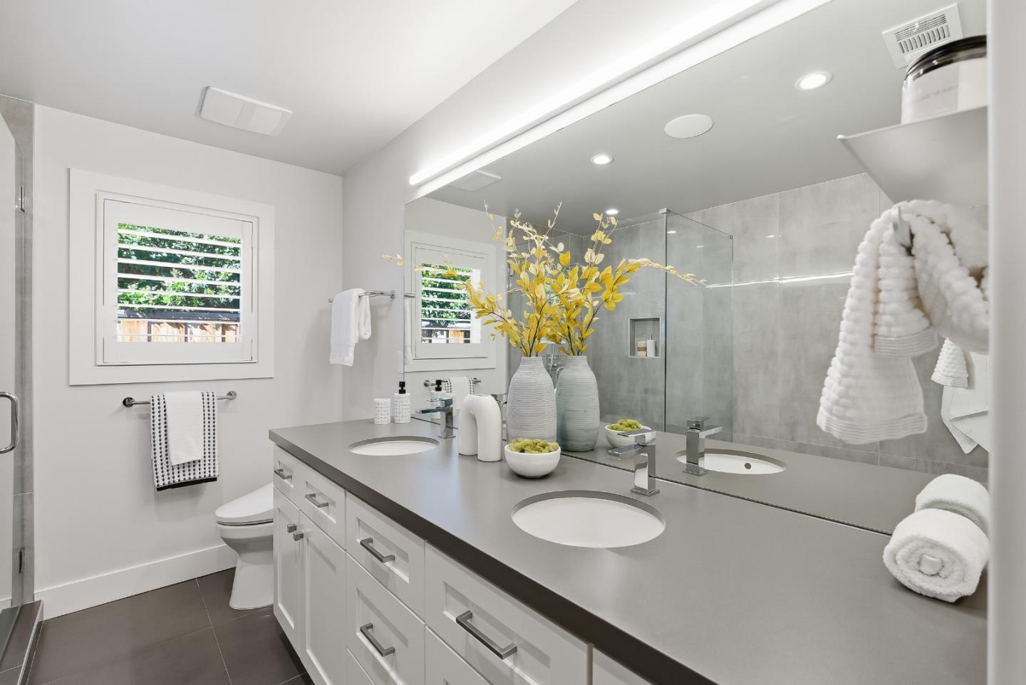 Detail Gallery Image 35 of 55 For 1979 Josephine Ave, San Jose,  CA 95124 - 4 Beds | 2/1 Baths