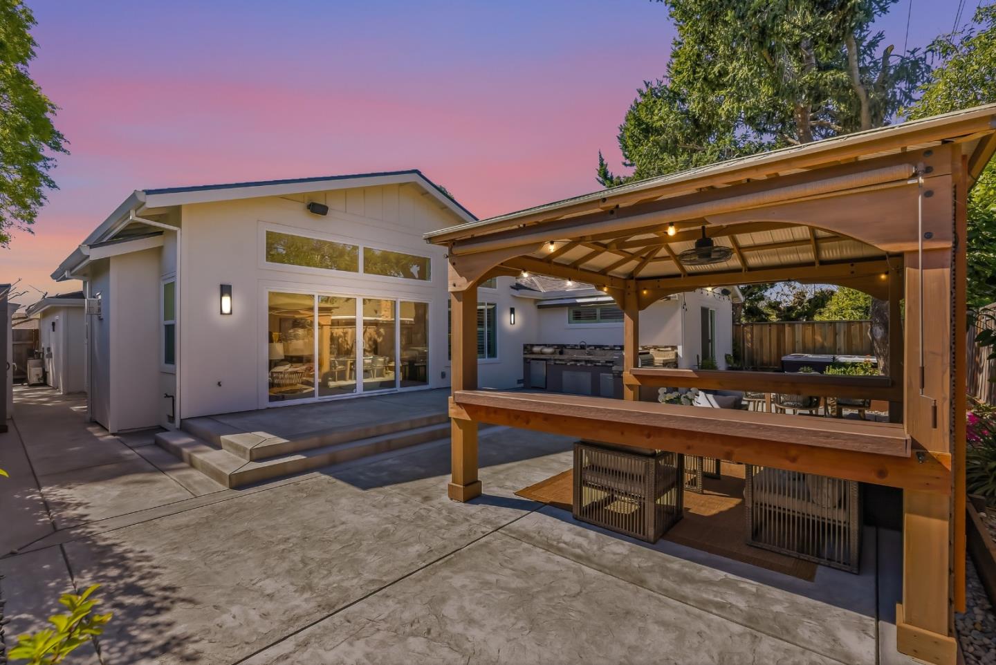 Detail Gallery Image 40 of 55 For 1979 Josephine Ave, San Jose,  CA 95124 - 4 Beds | 2/1 Baths