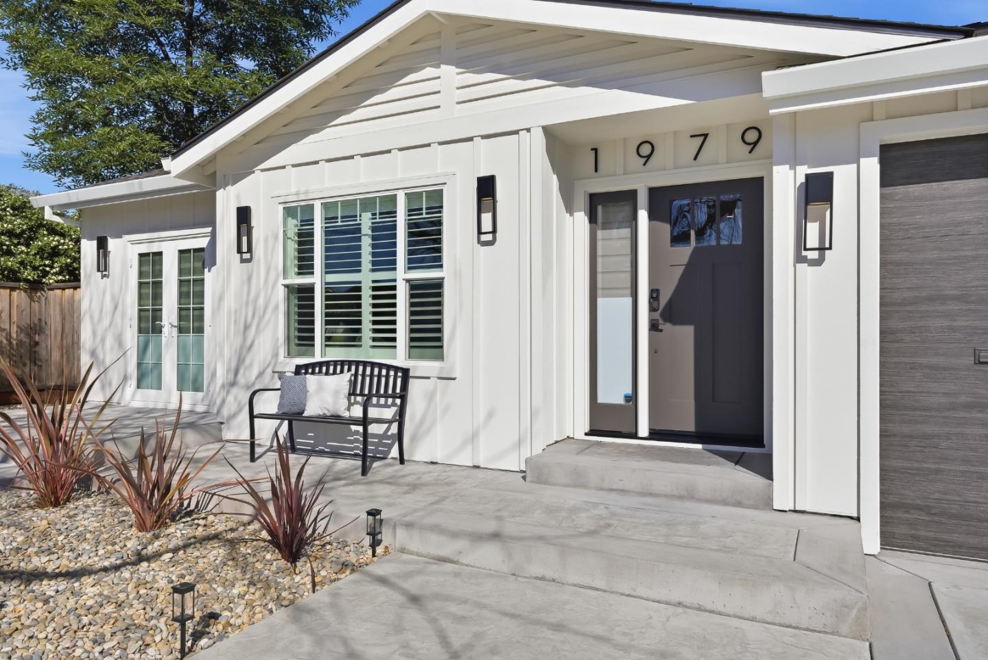 Detail Gallery Image 5 of 55 For 1979 Josephine Ave, San Jose,  CA 95124 - 4 Beds | 2/1 Baths