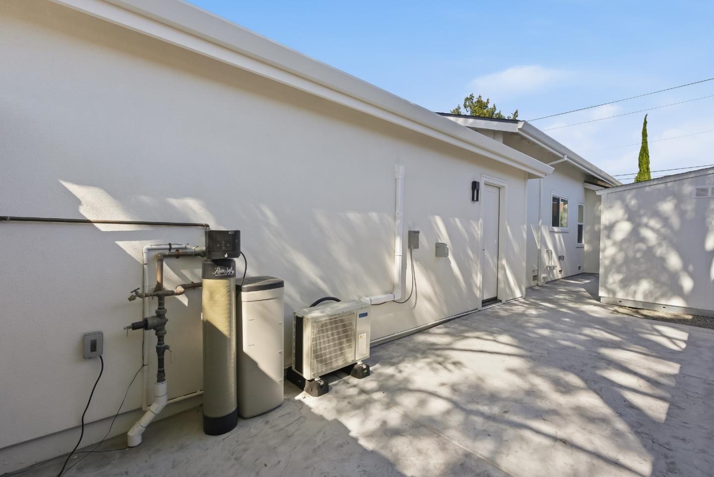 Detail Gallery Image 52 of 55 For 1979 Josephine Ave, San Jose,  CA 95124 - 4 Beds | 2/1 Baths