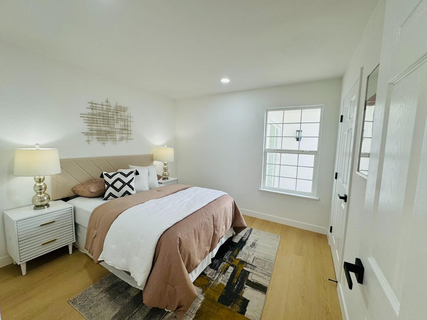 Detail Gallery Image 9 of 16 For 1213 Lightland Rd, San Jose,  CA 95121 - 3 Beds | 2 Baths