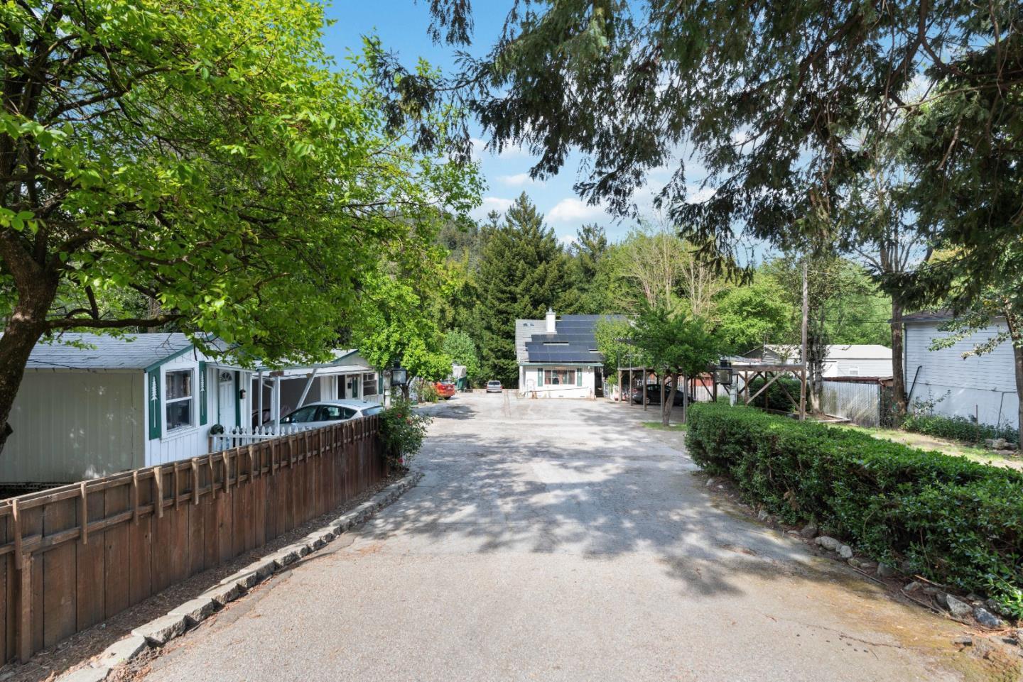 Highway 9, Felton, CA, 95018