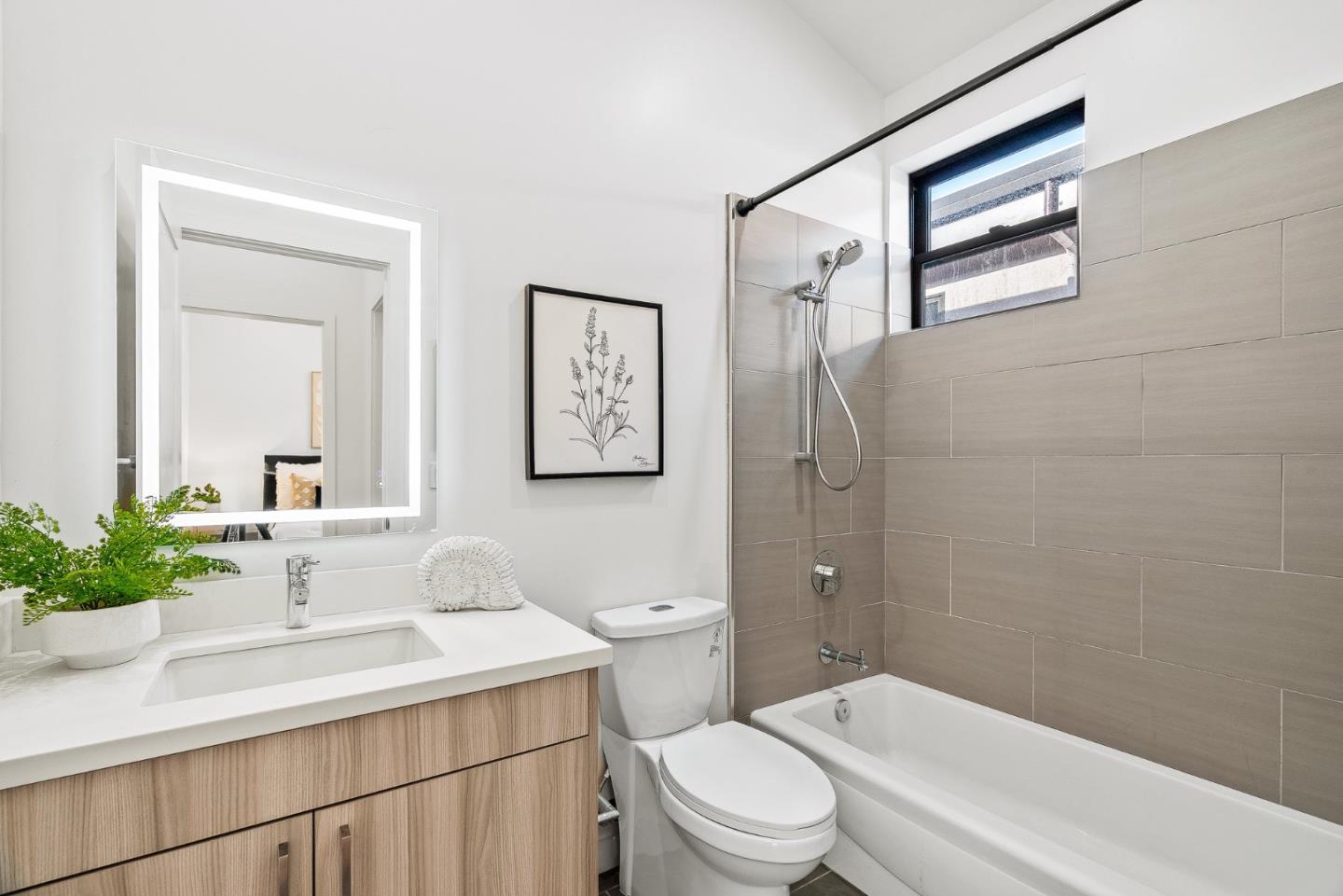 Photo #22: ML82039292 Listing: Photo #22