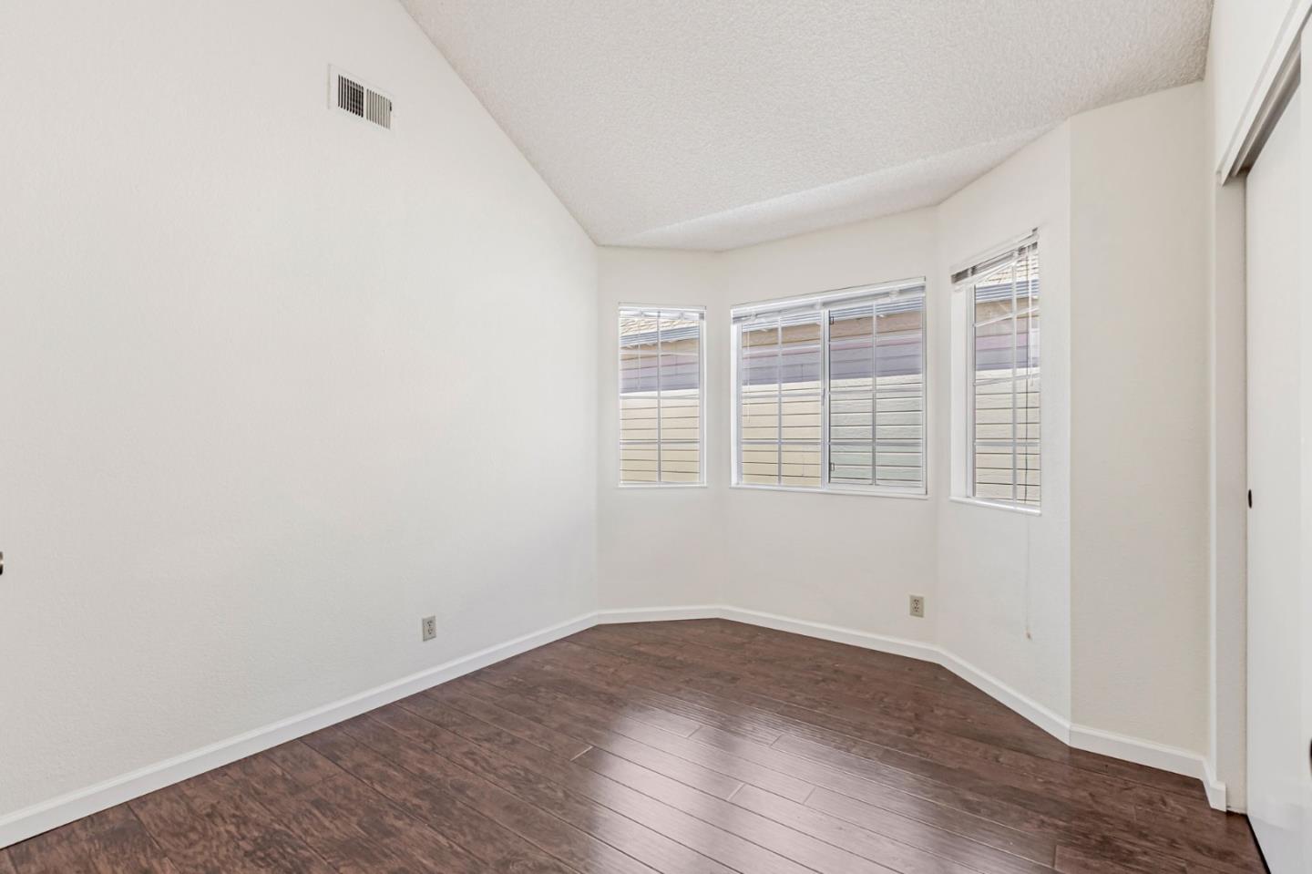 Detail Gallery Image 19 of 39 For 39737 Potrero Dr, Newark,  CA 94560 - 3 Beds | 2 Baths