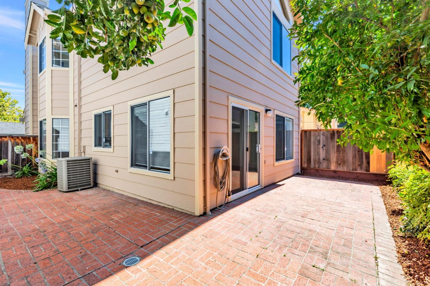 Detail Gallery Image 5 of 39 For 39737 Potrero Dr, Newark,  CA 94560 - 3 Beds | 2 Baths