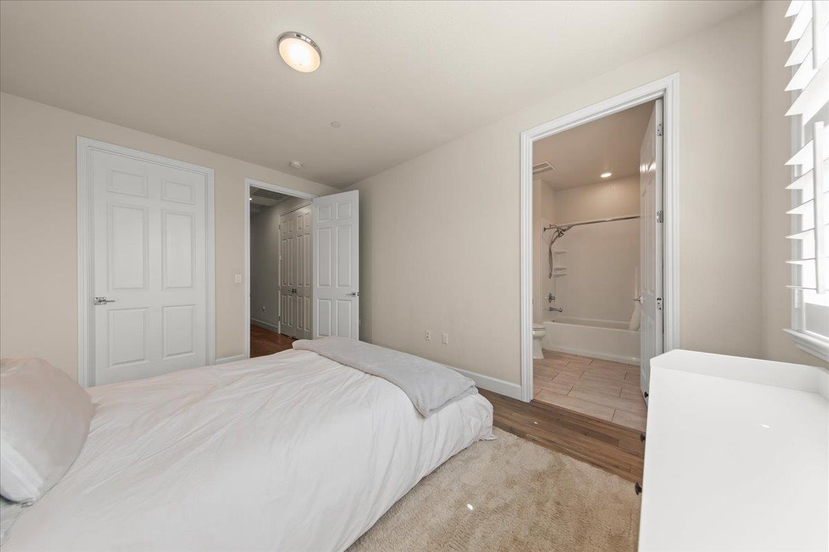 Detail Gallery Image 30 of 38 For 437 Hollow Falls Cmn, Fremont,  CA 94539 - 3 Beds | 3/1 Baths