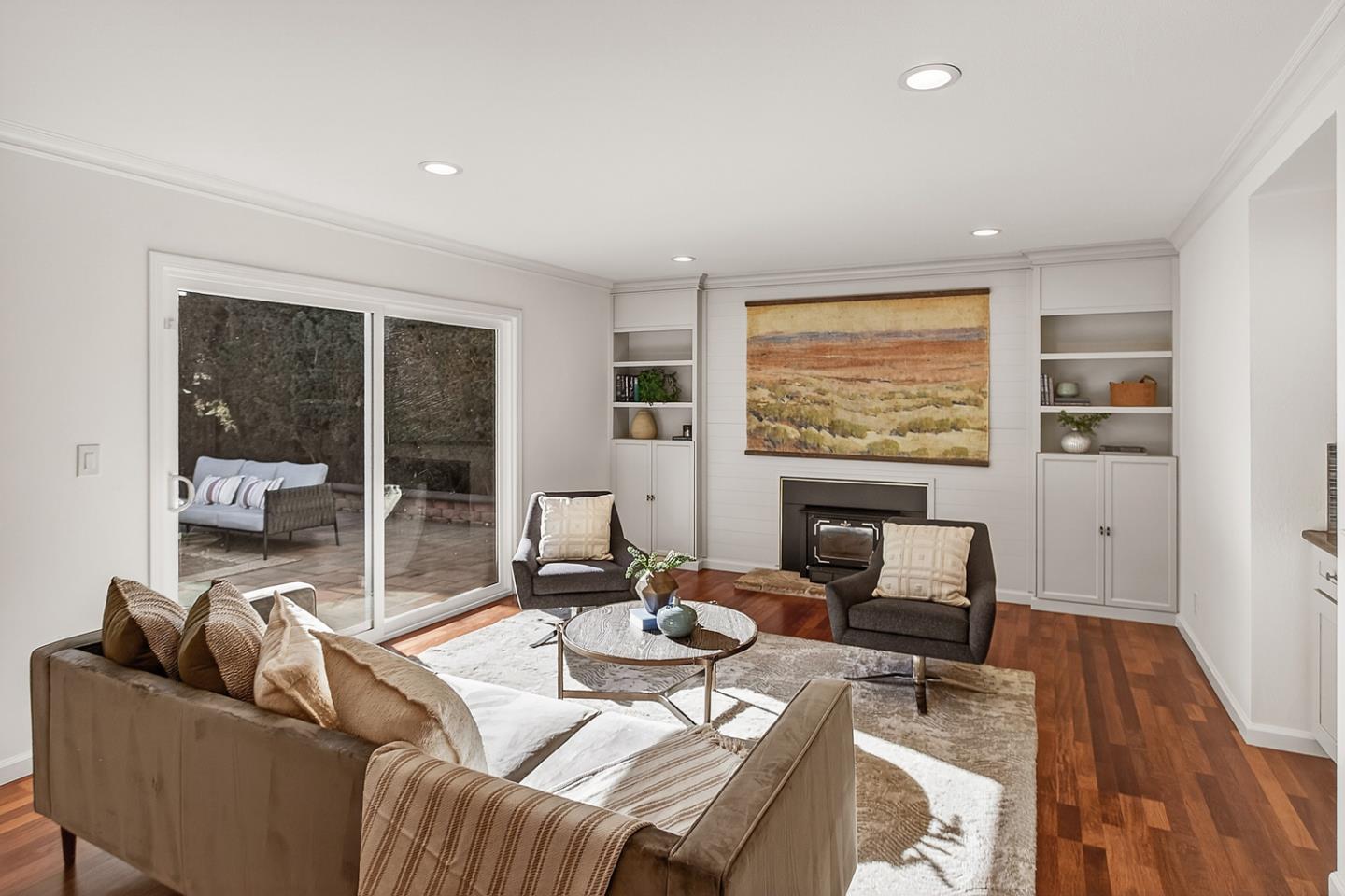 Detail Gallery Image 13 of 31 For 1582 Petal Way, San Jose,  CA 95129 - 4 Beds | 3 Baths