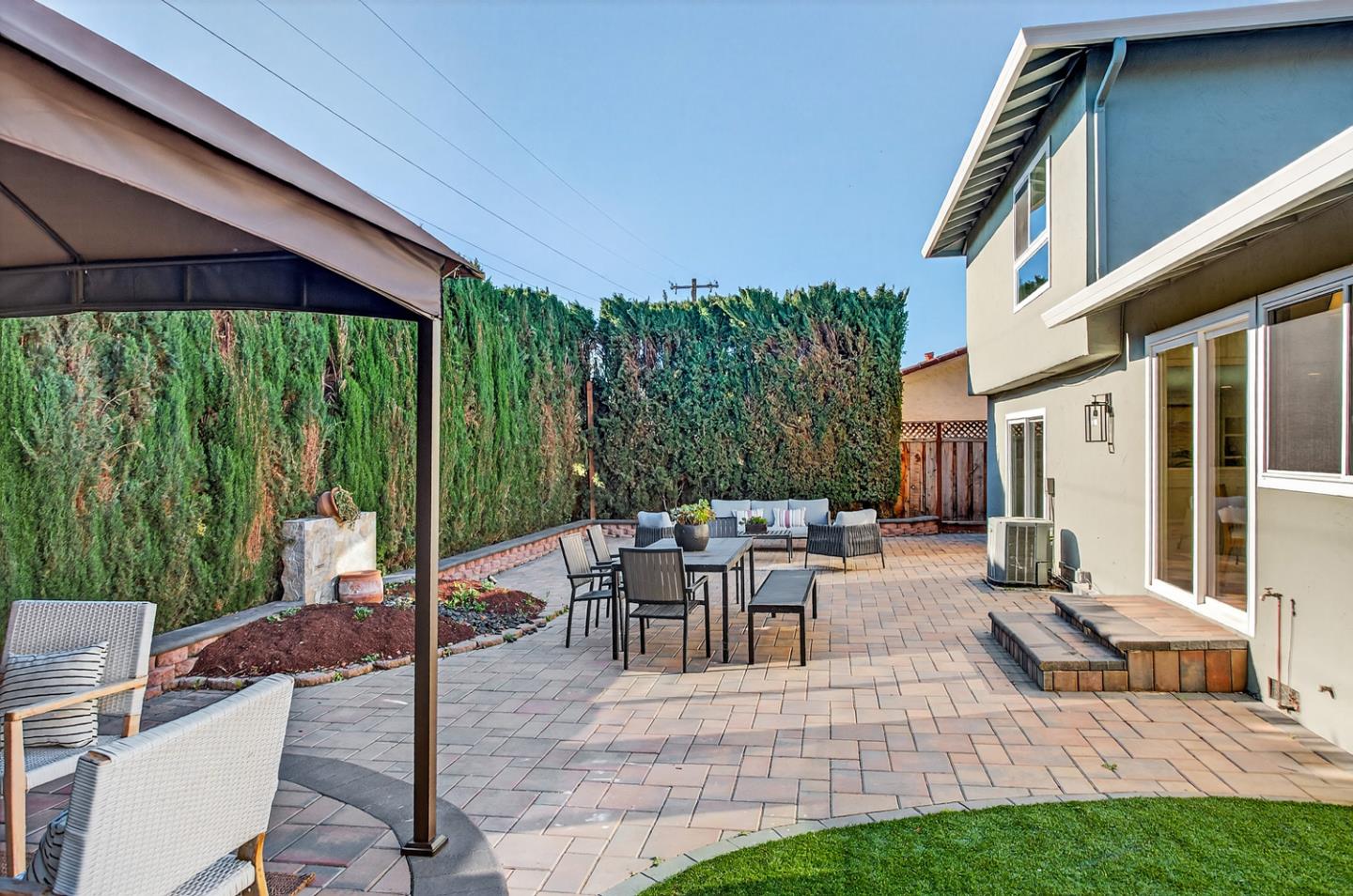 Detail Gallery Image 15 of 31 For 1582 Petal Way, San Jose,  CA 95129 - 4 Beds | 3 Baths