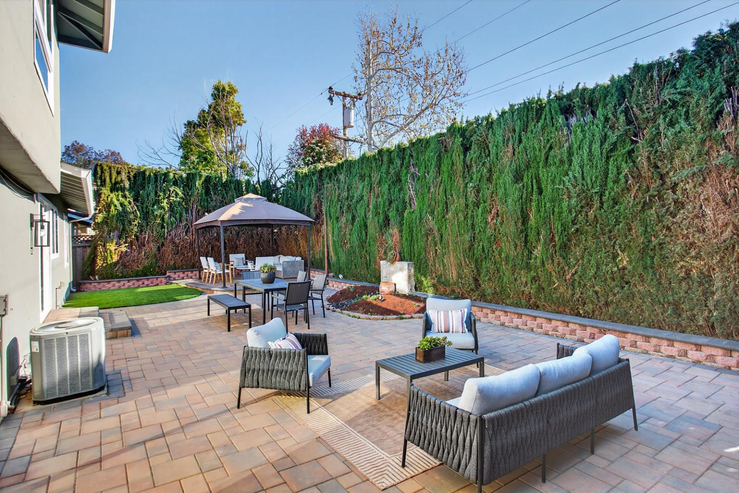 Detail Gallery Image 16 of 31 For 1582 Petal Way, San Jose,  CA 95129 - 4 Beds | 3 Baths