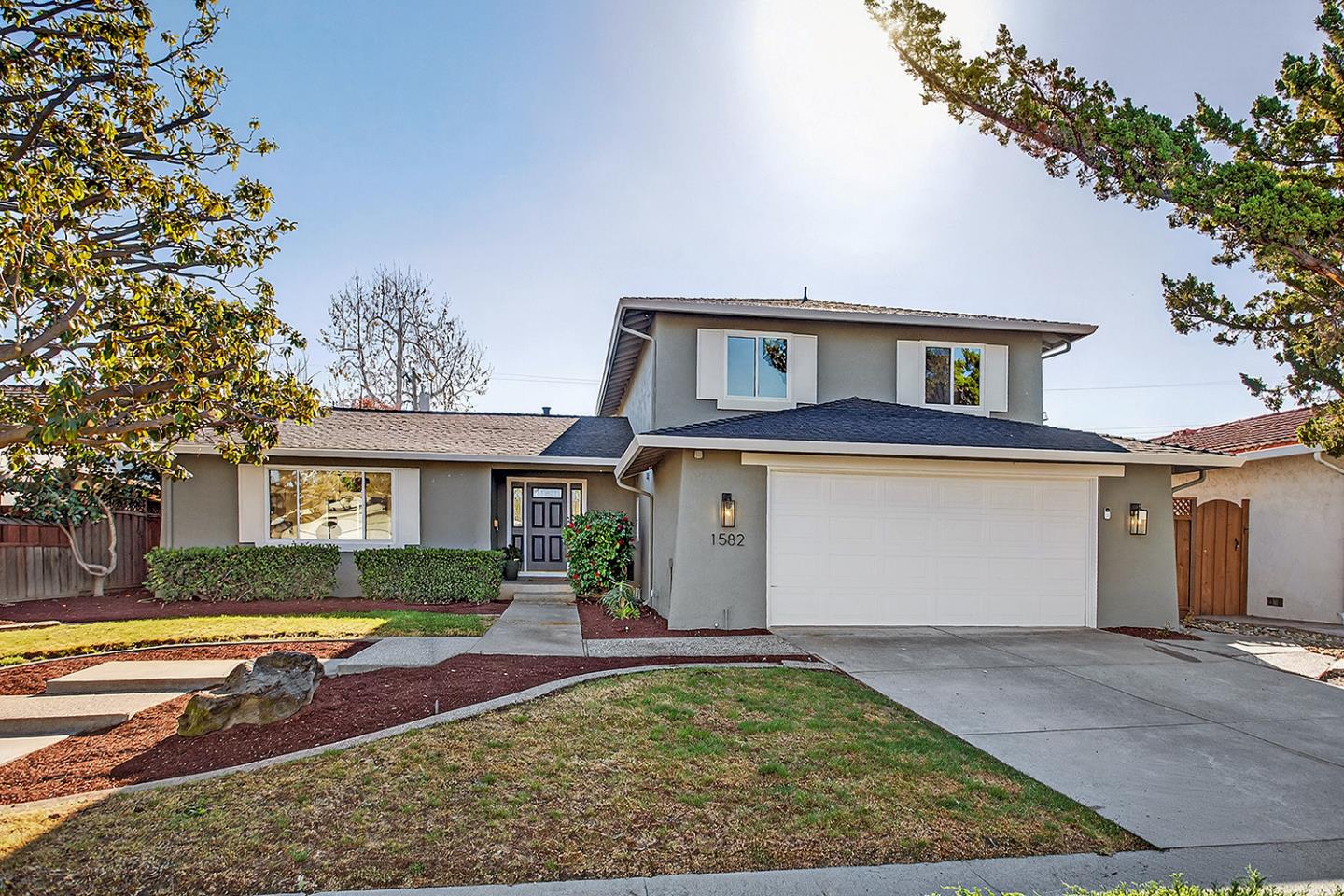 Detail Gallery Image 2 of 31 For 1582 Petal Way, San Jose,  CA 95129 - 4 Beds | 3 Baths