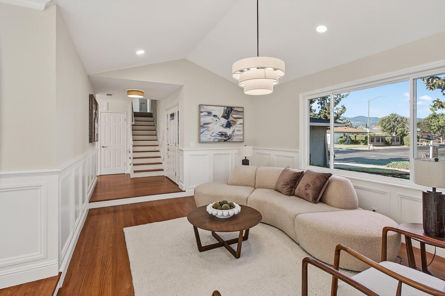 Detail Gallery Image 6 of 31 For 1582 Petal Way, San Jose,  CA 95129 - 4 Beds | 3 Baths